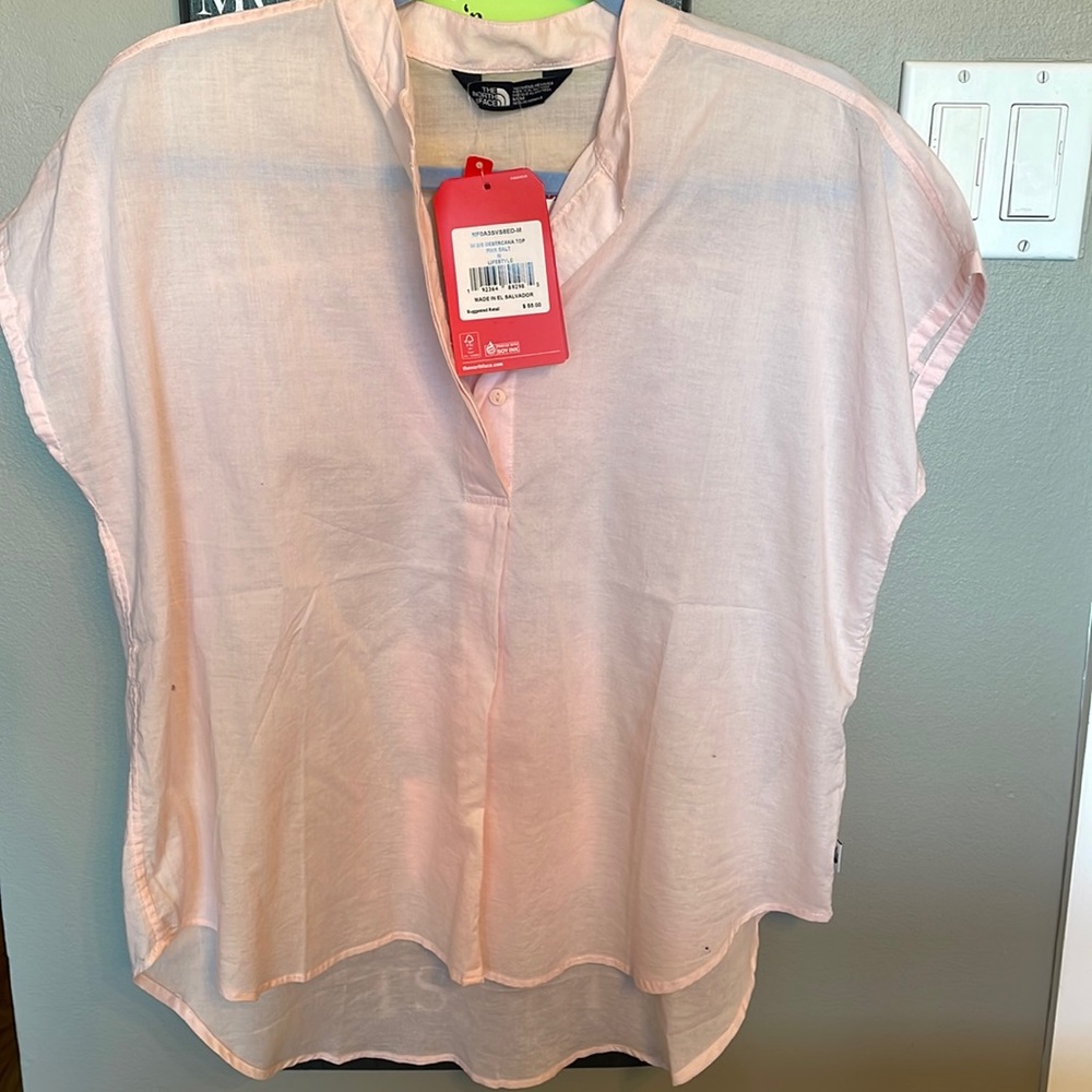 100% cotton North Face shirt